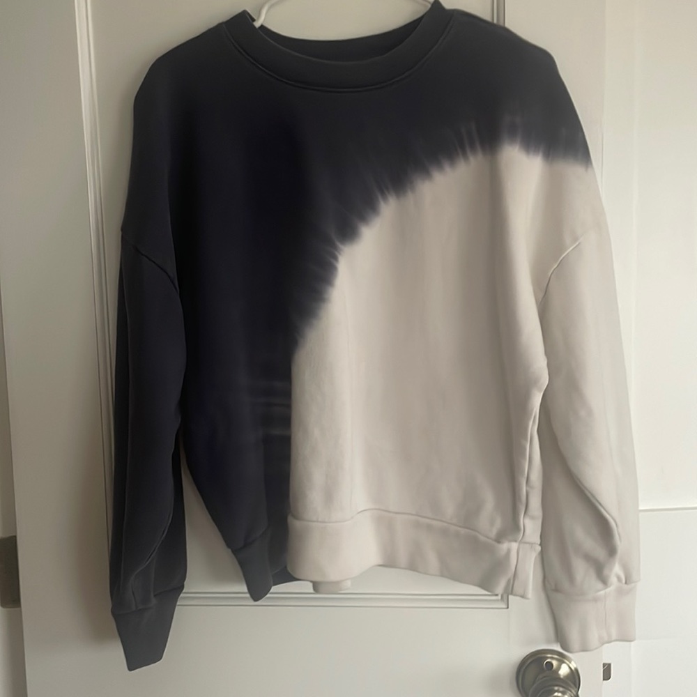 GAP - Navy/White Dip Dye Crewneck Sweat - Women’s Large